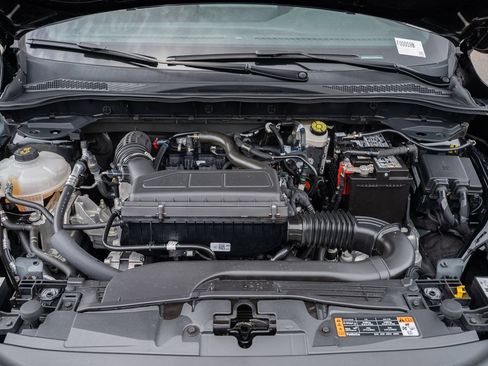 Used 2025 Ford Escape ST-Line w/ Tech Pack #1 FWD image 24
