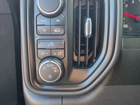 Used 2022 Chevrolet Silverado 1500 Custom image 45