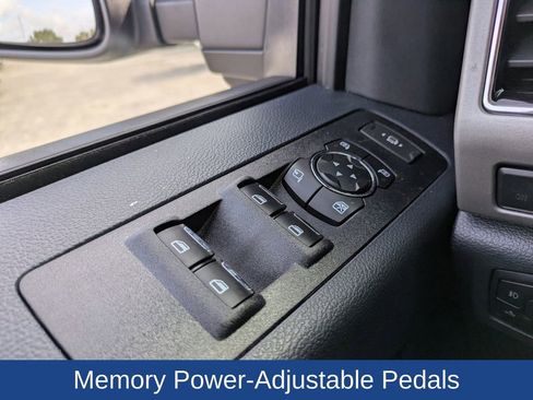 Certified 2022 Ford F250 Lariat w/ Lariat Ultimate Package image 28