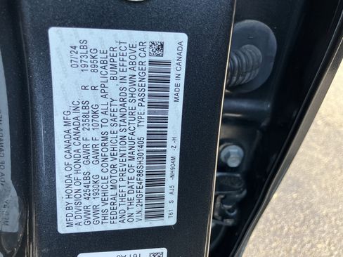 Certified 2025 Honda Civic Sport Touring image 38