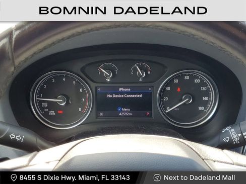 Used 2020 Buick Enclave Essence image 25