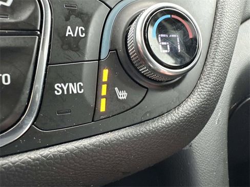 Used 2019 Chevrolet Equinox LT image 70