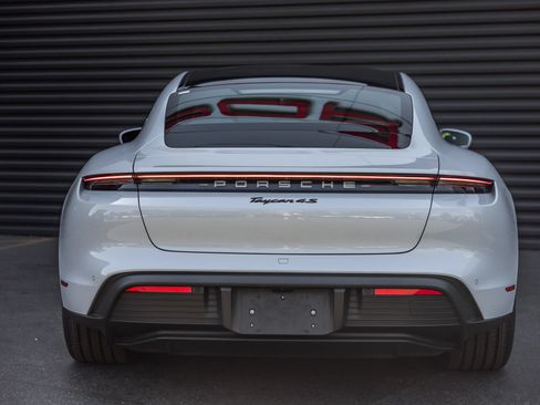 Certified 2023 Porsche Taycan 4S AWD/4WD image 9
