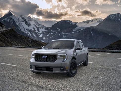 New 2026 Ford Maverick Lobo AWD/4WD image 2
