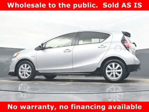 Used 2017 Toyota Prius C Two image 26