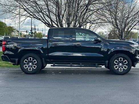 Used 2024 Chevrolet Colorado Z71 w/ Z71 Convenience Package 2 image 8