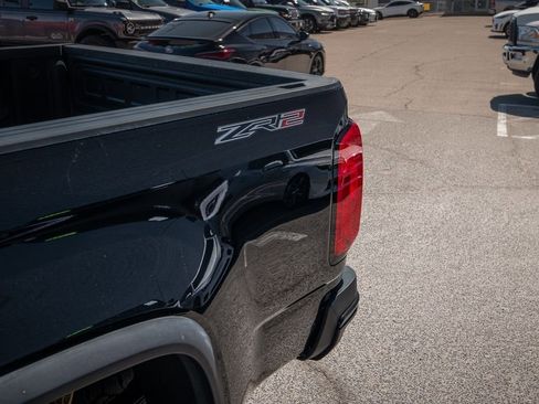 Used 2022 Chevrolet Colorado ZR2 image 8