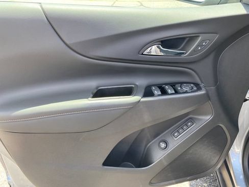 Used 2023 Chevrolet Equinox Premier w/ LPO, Floor Liner Package AWD/4WD image 16