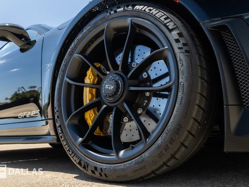 Used 2018 Porsche 911 GT2 RS RWD image 23