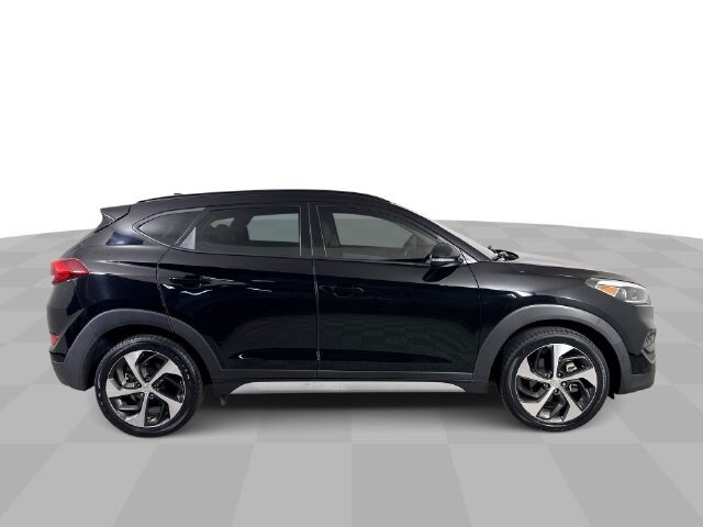Used 2018 Hyundai Tucson Value FWD image 9