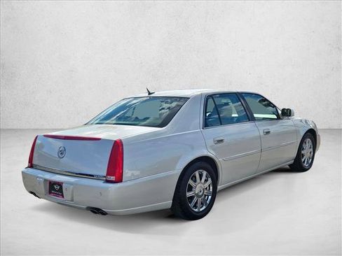 Used 2007 Cadillac DTS Luxury II FWD image 5
