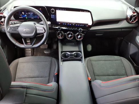 Used 2024 Chevrolet Blazer EV RS image 33