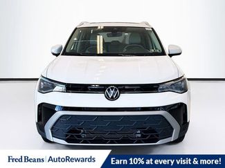 New 2026 Volkswagen Taos SE video 2