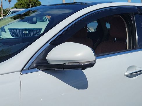 Used 2016 Jaguar XJ L Portfolio RWD image 12
