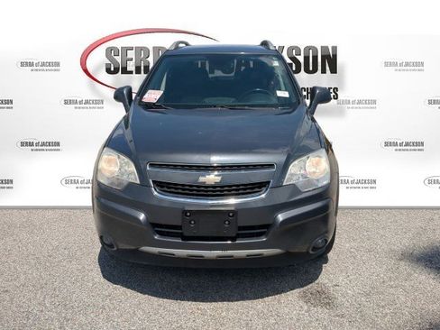Used 2013 Chevrolet Captiva Sport LT FWD image 3