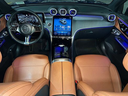 Used 2023 Mercedes-Benz GLC 300 4MATIC image 44