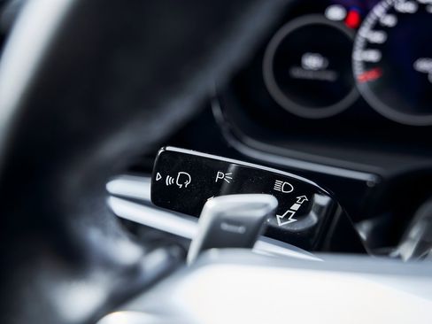 Used 2020 Porsche Panamera 4 image 59