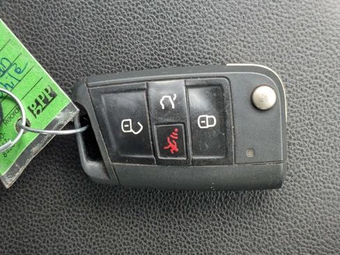 Used 2025 Volkswagen Jetta S FWD image 39