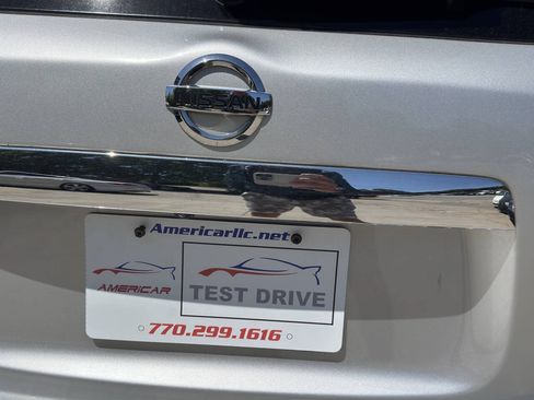 Used 2017 Nissan Pathfinder S AWD/4WD image 17