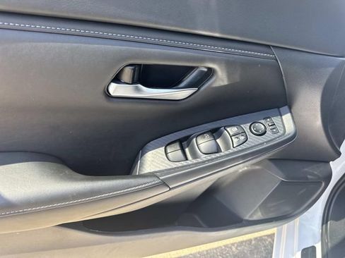 Used 2025 Nissan Sentra SV w/ All-Weather Package FWD image 25