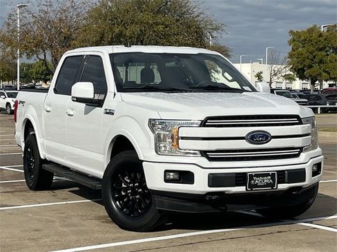 Used 2020 Ford F150 Lariat image 2