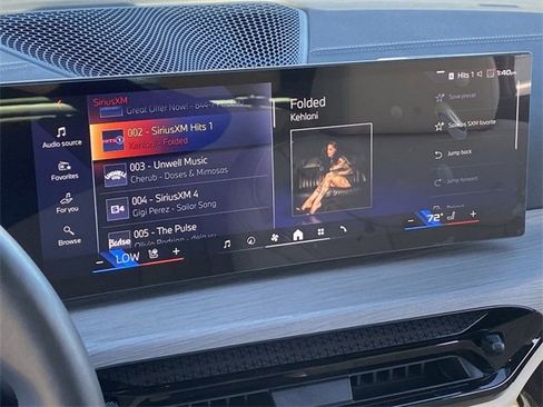 Certified 2025 BMW M440i Convertible w/ Premium Package image 27