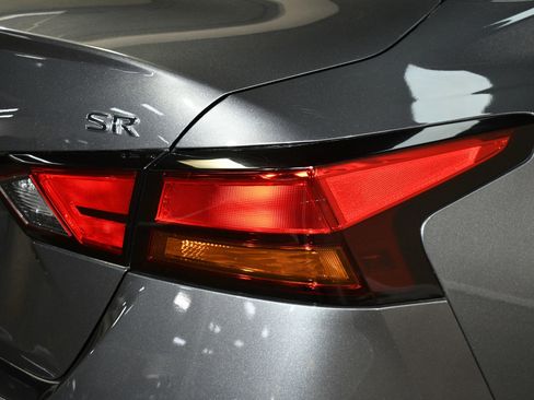 Used 2020 Nissan Altima 2.5 SR w/ Premium Package FWD image 59