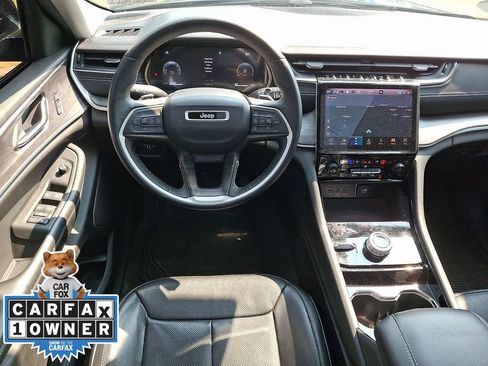 Used 2022 Jeep Grand Cherokee L Limited w/ Luxury Tech Group II AWD/4WD image 12
