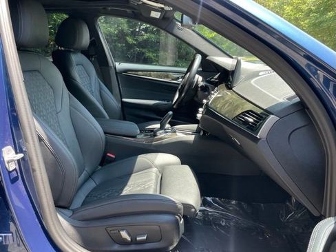 Used 2023 BMW 540i w/ M Sport Package RWD image 20