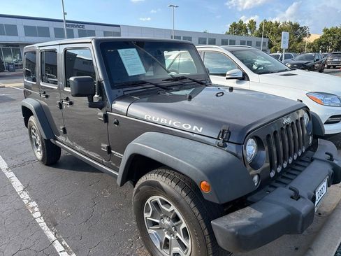 Used 2017 Jeep Wrangler Unlimited Rubicon w/ Connectivity Group AWD/4WD image 50