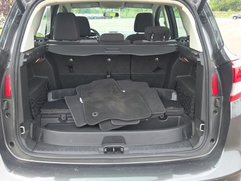 Used 2017 Ford C-MAX SE w/ Equipment Group 201A FWD image 11