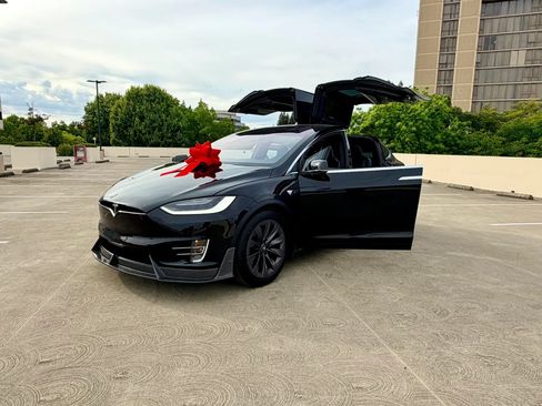 Used 2018 Tesla Model X 75D AWD/4WD image 48