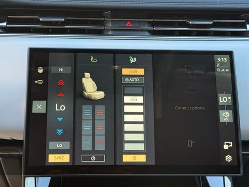 Used 2024 Land Rover Range Rover Sport SE image 36