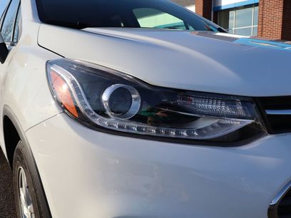 Used 2022 Chevrolet Trax LT w/ LT Convenience Package