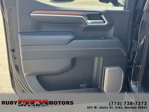 Used 2025 GMC Sierra 1500 Denali w/ Denali Reserve Package AWD/4WD image 19