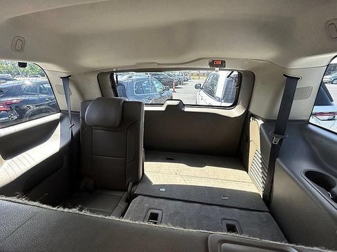 Used 2017 Chevrolet Tahoe LT w/ Luxury Package AWD/4WD image 21