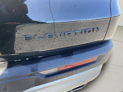 Used 2025 GMC Acadia Elevation AWD/4WD image 36