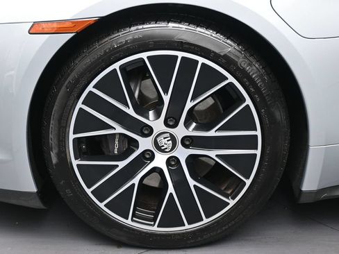 Used 2021 Porsche Taycan RWD image 37