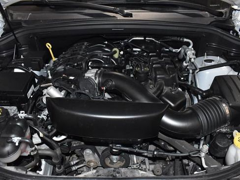 Certified 2024 Dodge Durango GT image 10