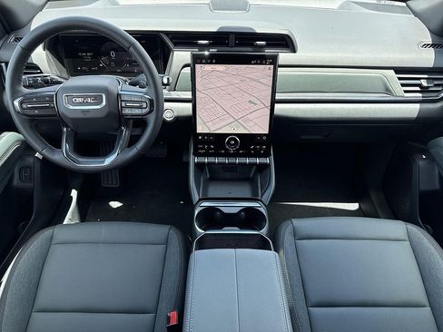 New 2026 GMC Terrain AT4 w/ Technology Package II AWD/4WD image 7