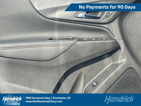 Used 2023 Chevrolet Equinox RS AWD/4WD image 1