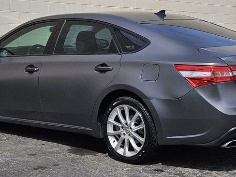 Used 2013 Toyota Avalon Limited FWD image 3