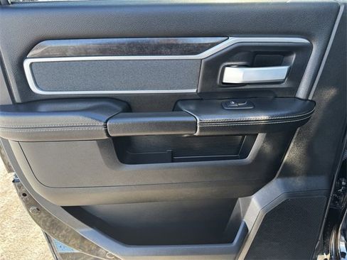 Certified 2022 RAM 2500 Big Horn w/ Level C Equiment Group image 18