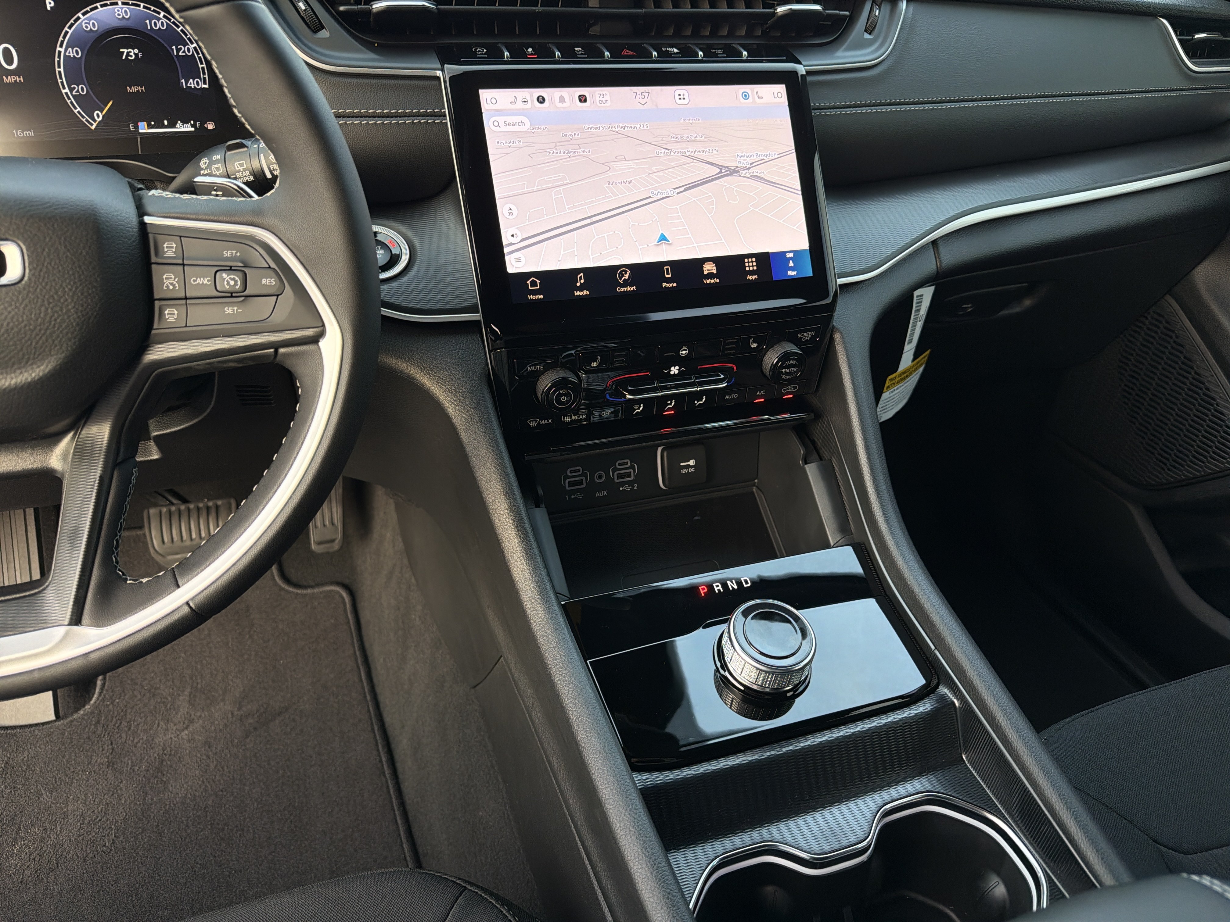 New 2027 Jeep Grand Cherokee Laredo X RWD image 28