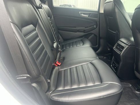 Used 2022 Ford Edge SEL w/ Convenience Package AWD/4WD image 9