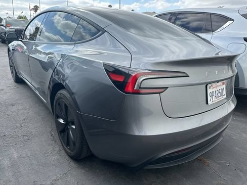 Used 2024 Tesla Model 3 Standard Range RWD image 2