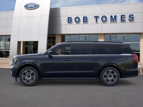 New 2025 Ford Expedition Max Active image 3