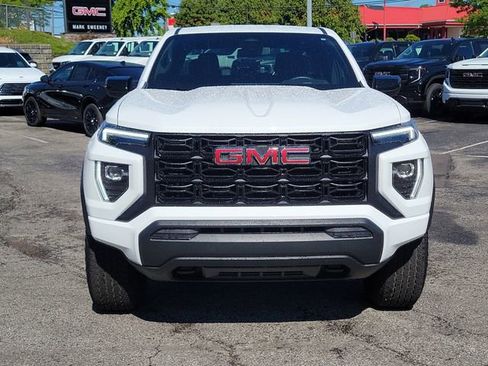 Used 2024 GMC Canyon Elevation RWD image 2