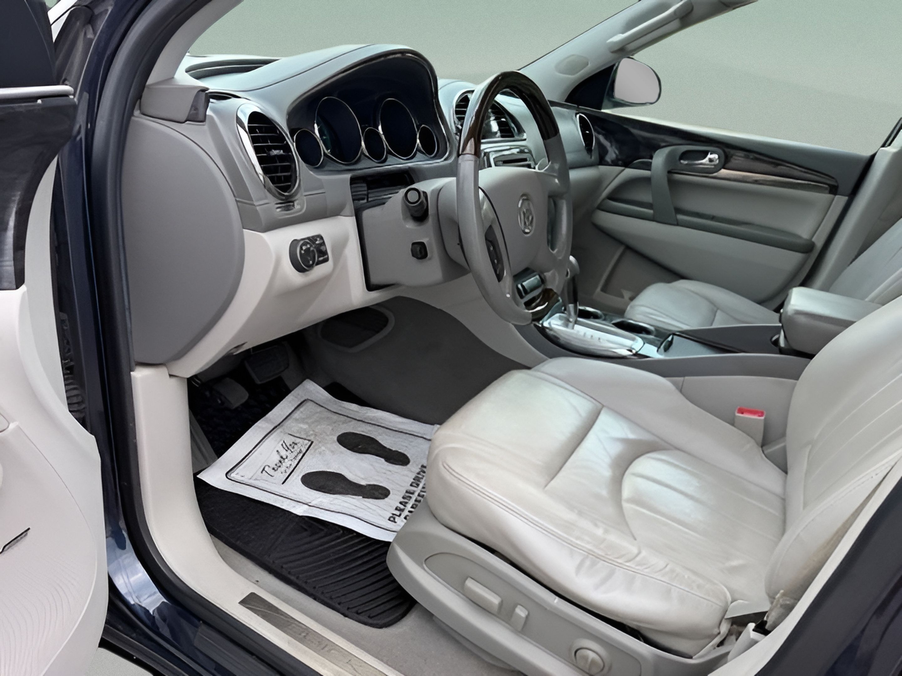 Used 2015 Buick Enclave Premium w/ Trailering Package FWD image 9