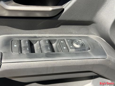 New 2026 Toyota Tacoma TRD Off-Road AWD/4WD image 15